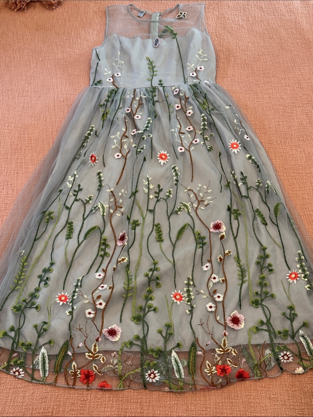 Wm’s Embroidered Midi sleeveless lined Dress with mesh Floral Tulle Overlay
